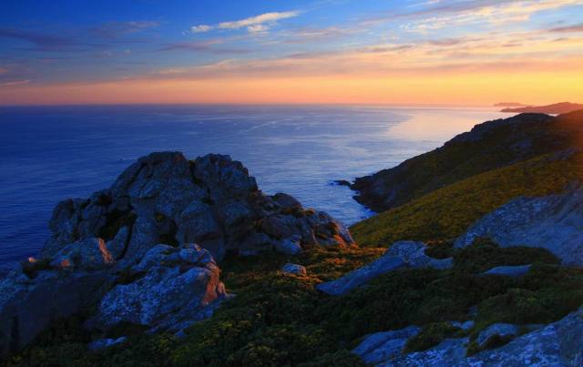 Bajada a Faro Roncudo