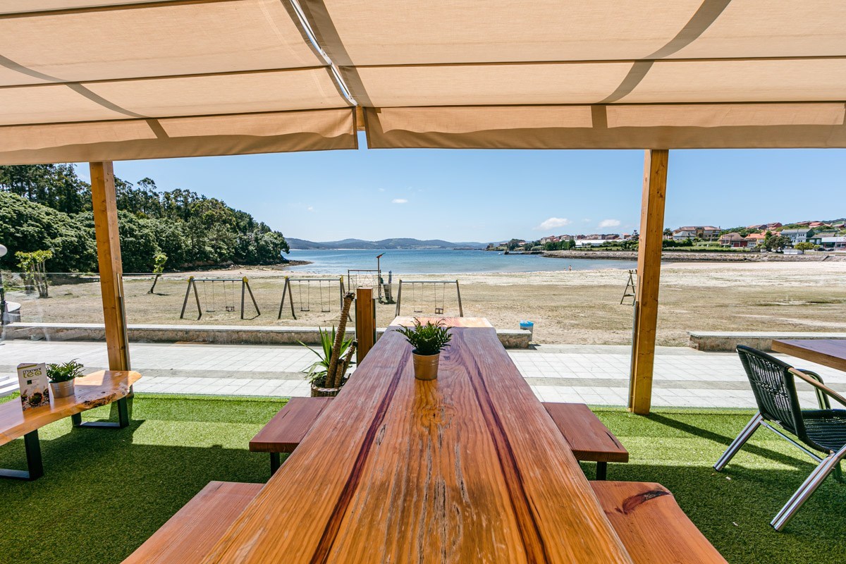 Hostal-Playa-de-Camarinas-250