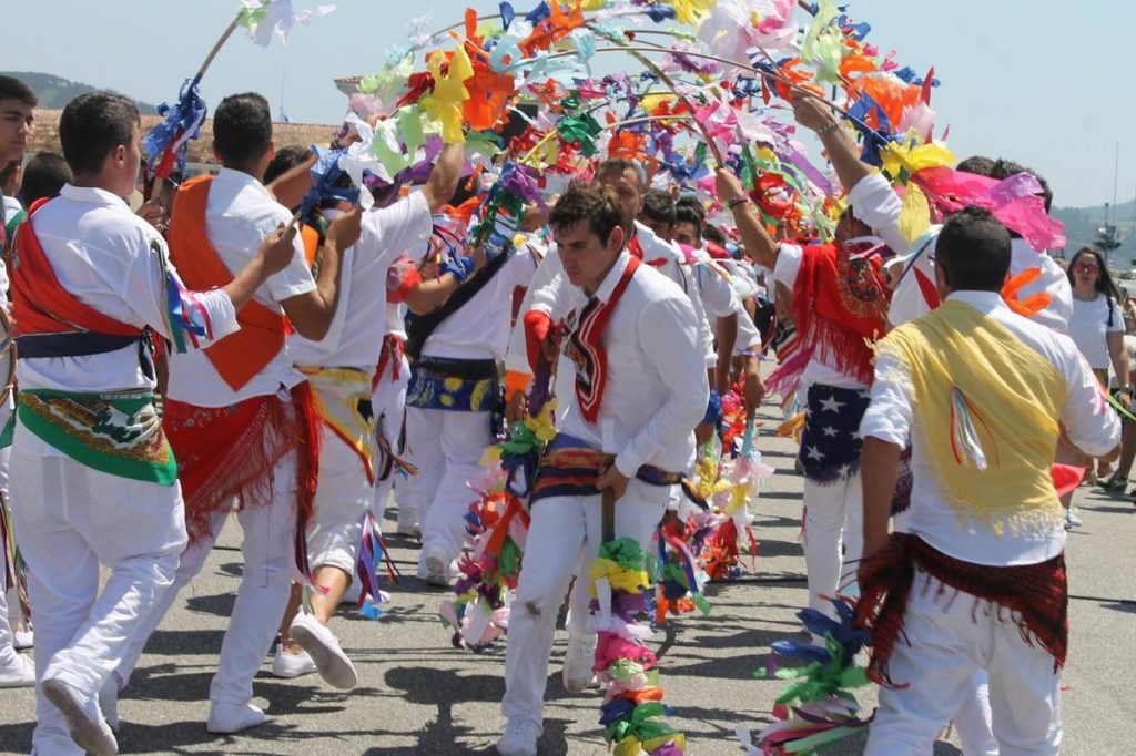 festas-do-carme-camarinas-01